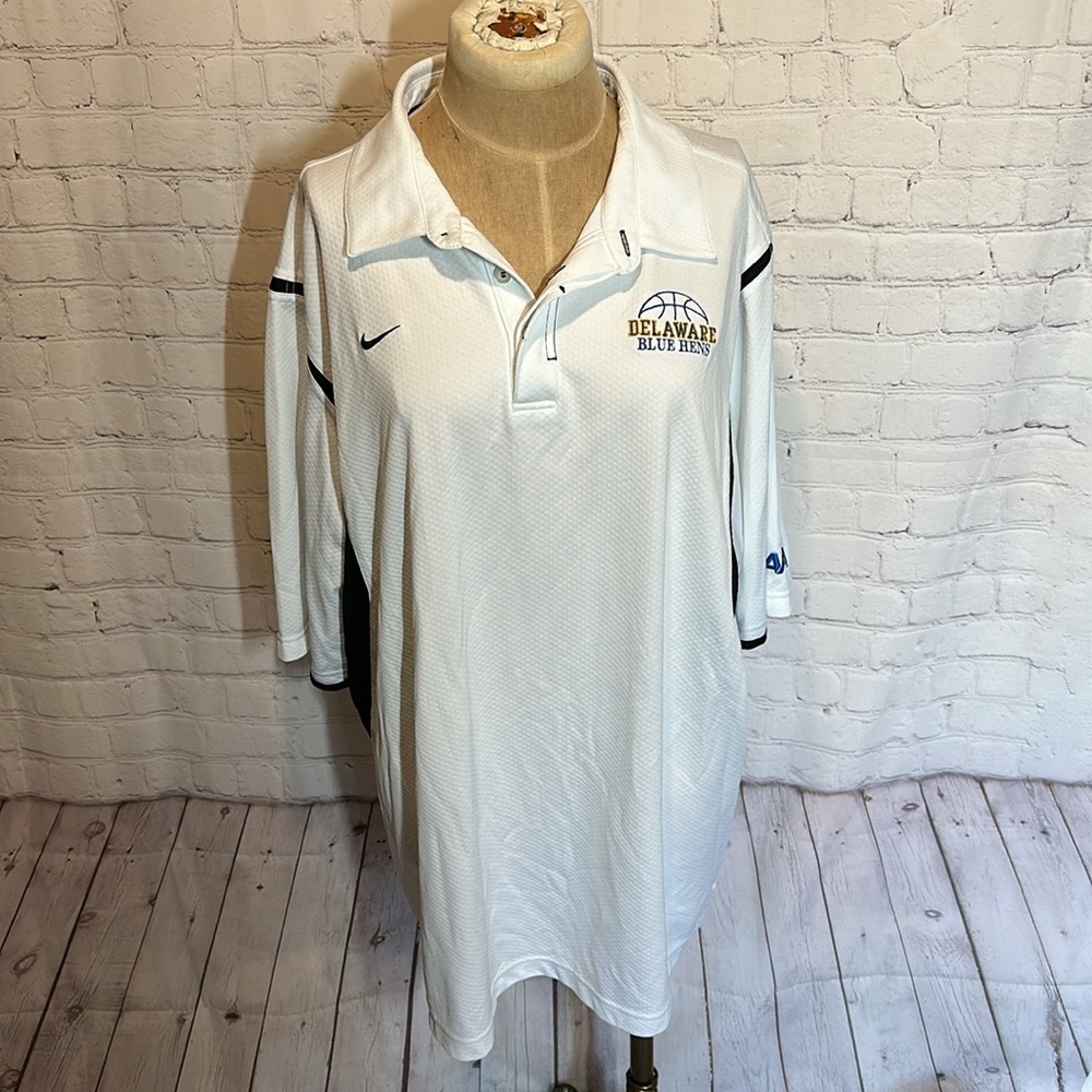 Nike University of Delaware Blue Hens Basketball Polo Shirt XL White Fit Dry CAA
